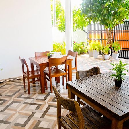 Mario Family Villa And Restaurant Negombo Exterior foto